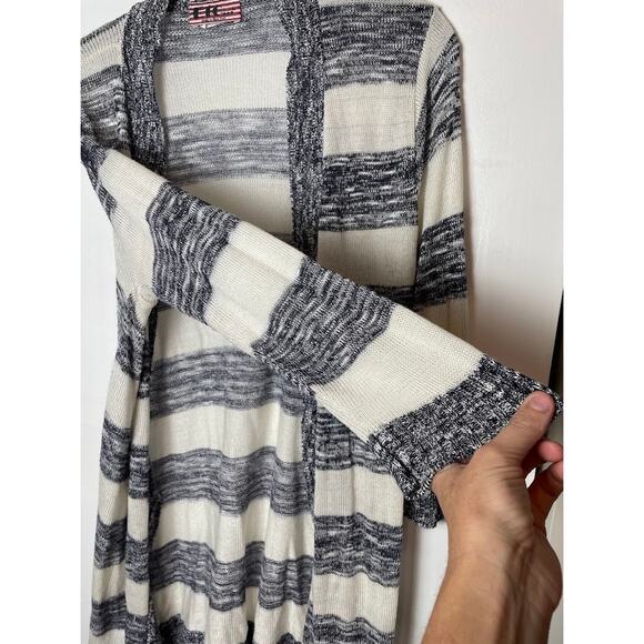 Striped Sweater Womens XL Navy and White Cardigan Long Sleeve Knit Open Top - Picture 4 of 12